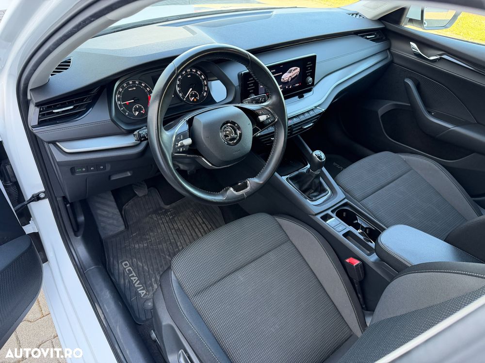 Skoda Octavia 2.0 TDI Ambition - 9