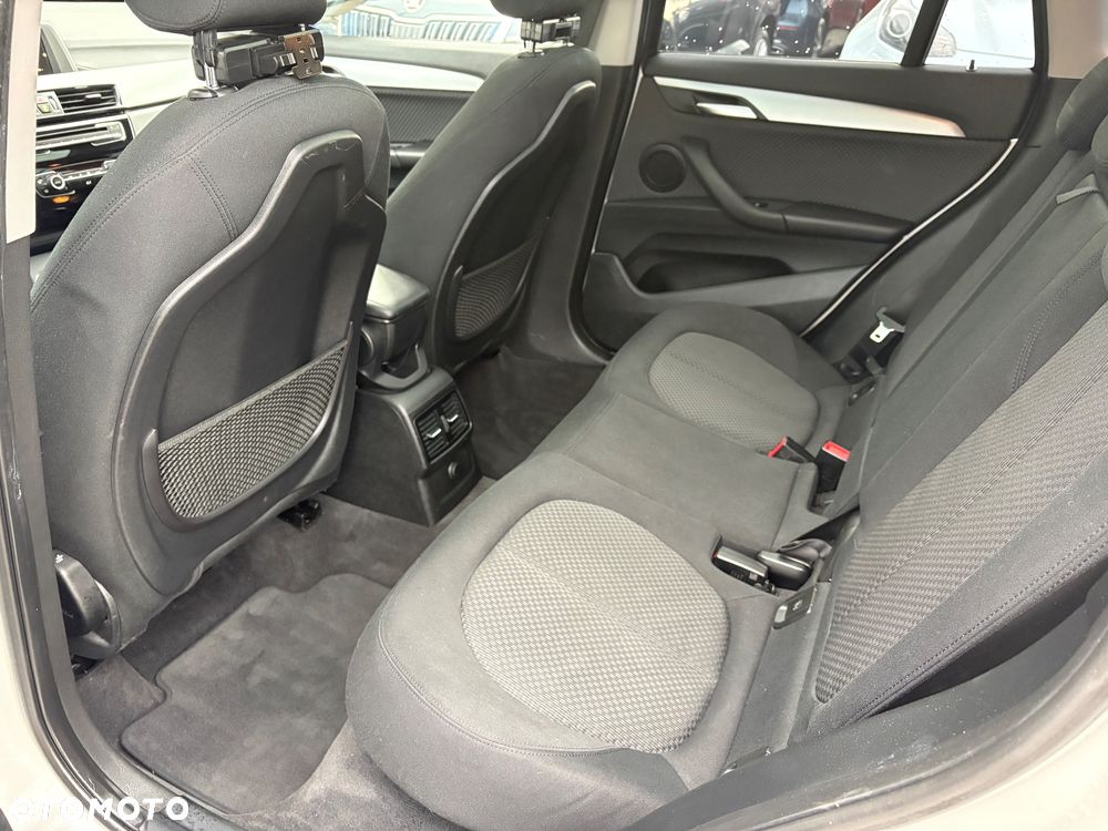 BMW X1 - 6