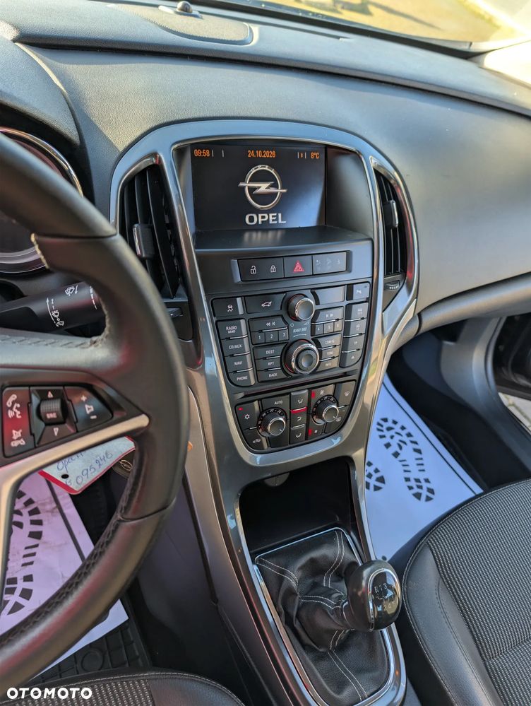 Opel Astra 1.4 Turbo - 36