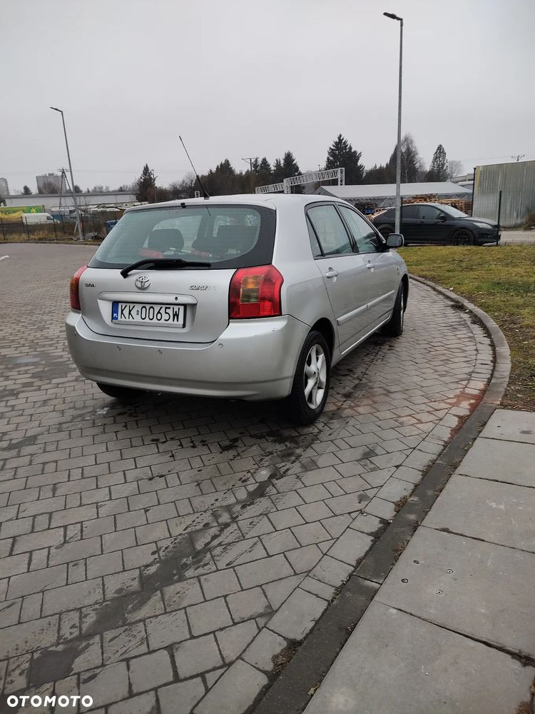 Toyota Corolla 2.0 D-4D Base Polaris - 4