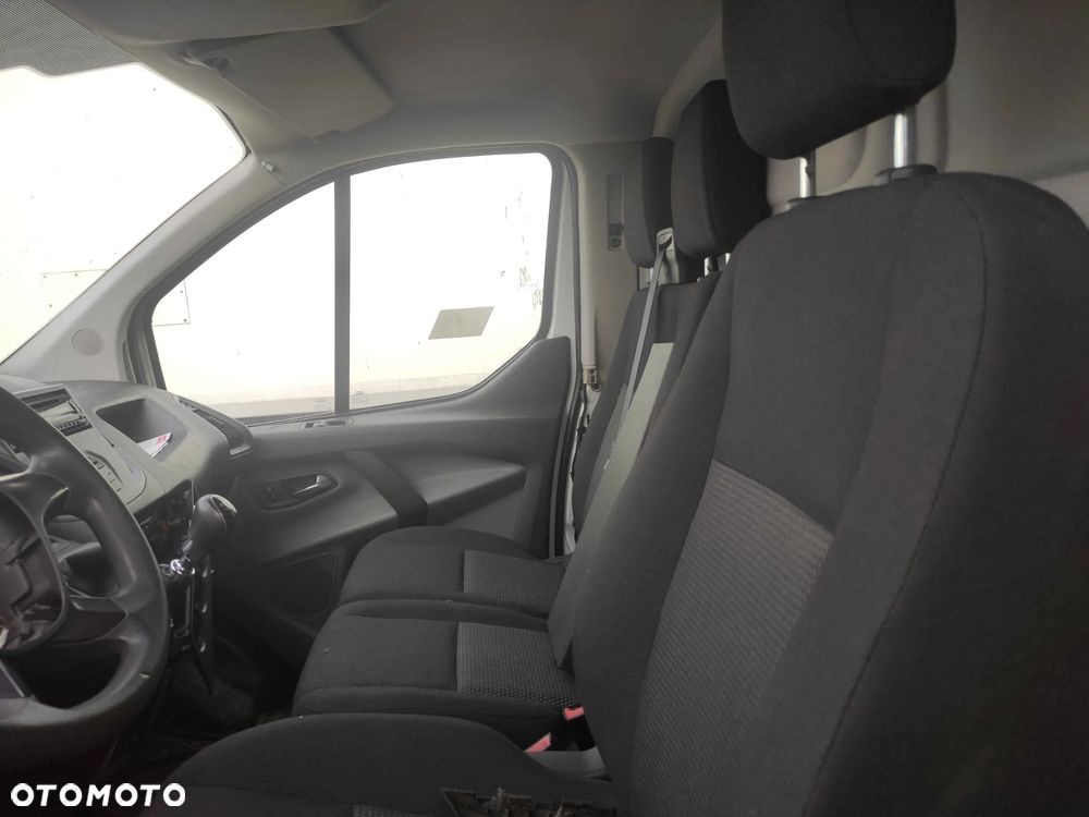 Ford Transit Custom - 9