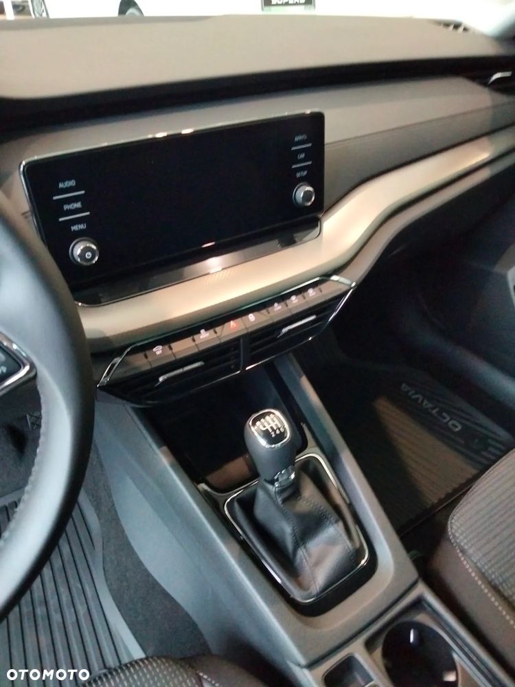 Skoda Octavia 2.0 TDI Ambition - 10