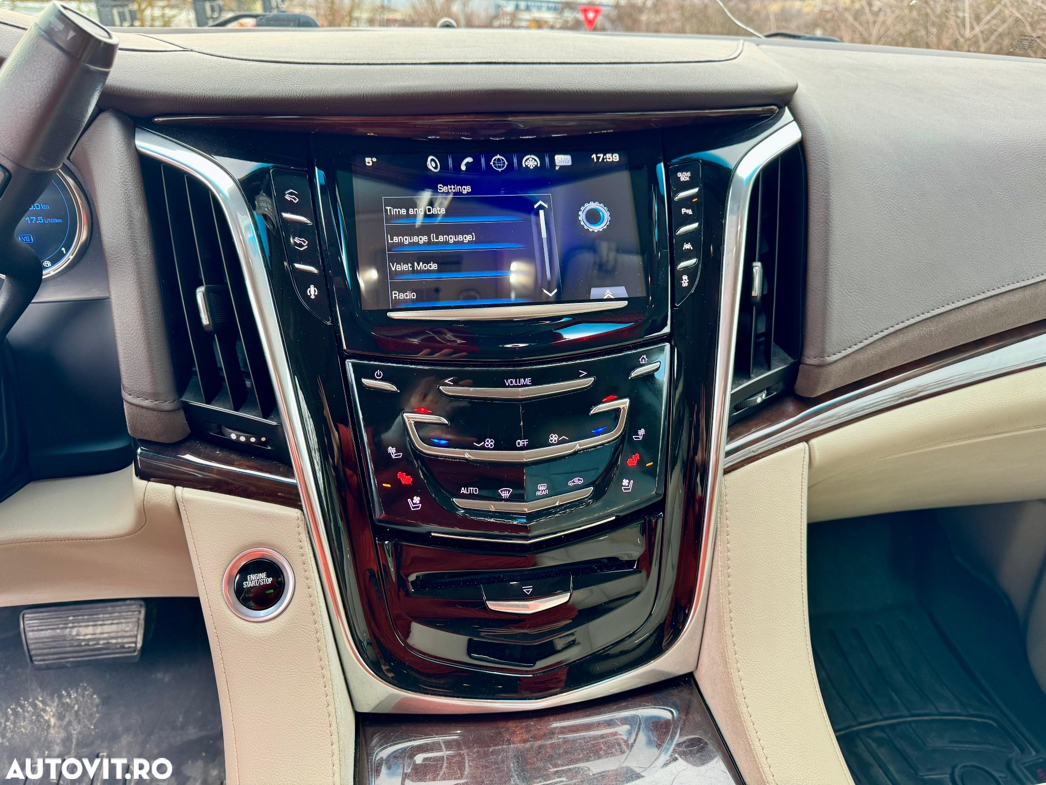 Cadillac Escalade 6.2 V8 AWD AT Platinum - 15