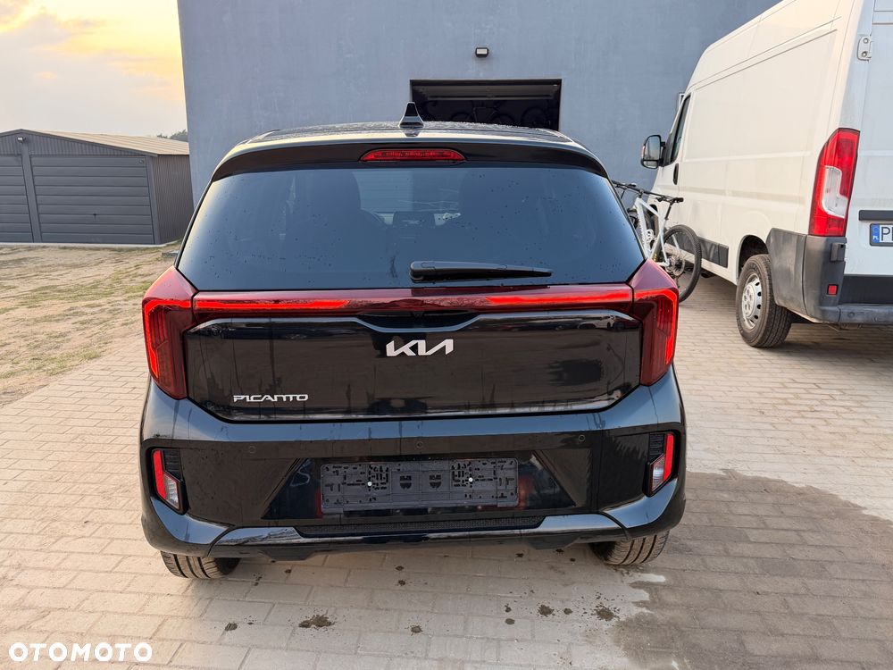 Kia Picanto - 8