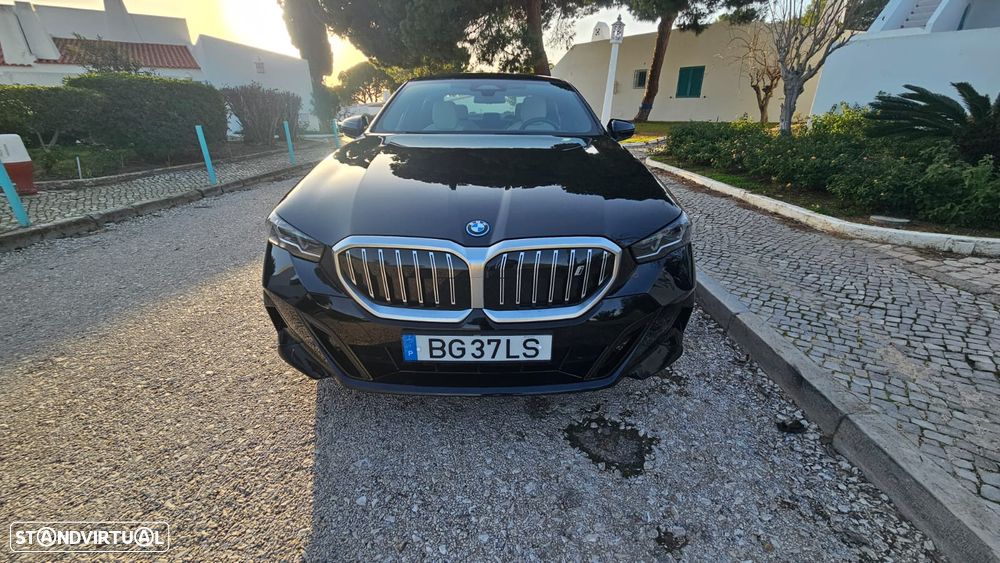 BMW i5 eDrive40 Pack Desportivo M - 32