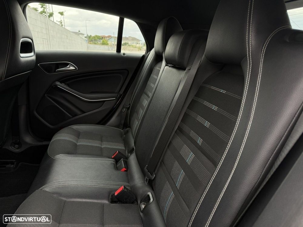 Mercedes-Benz CLA 180 d Shooting Brake Urban - 15