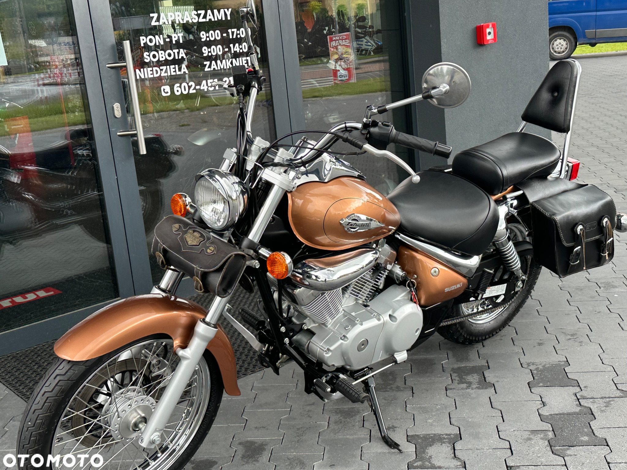 Suzuki Intruder - 40