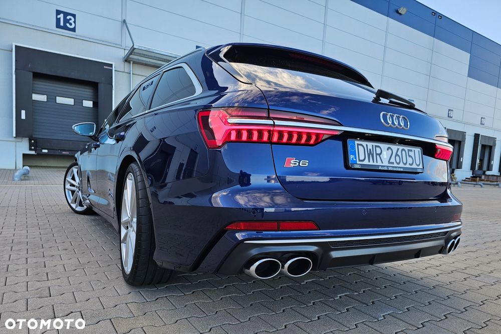 Audi S6 Avant - 17