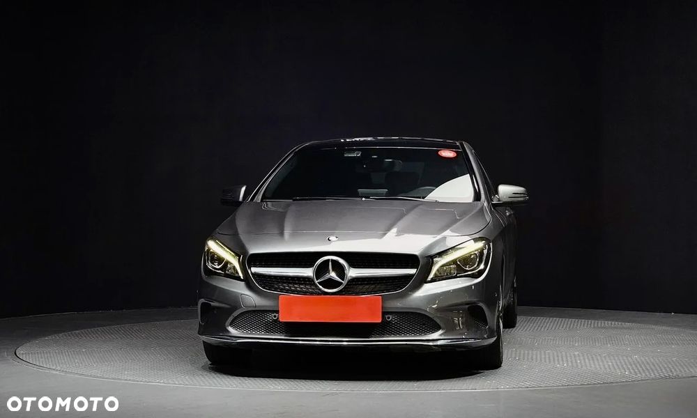 Mercedes-Benz CLA 250 4Matic 7G-DCT - 4