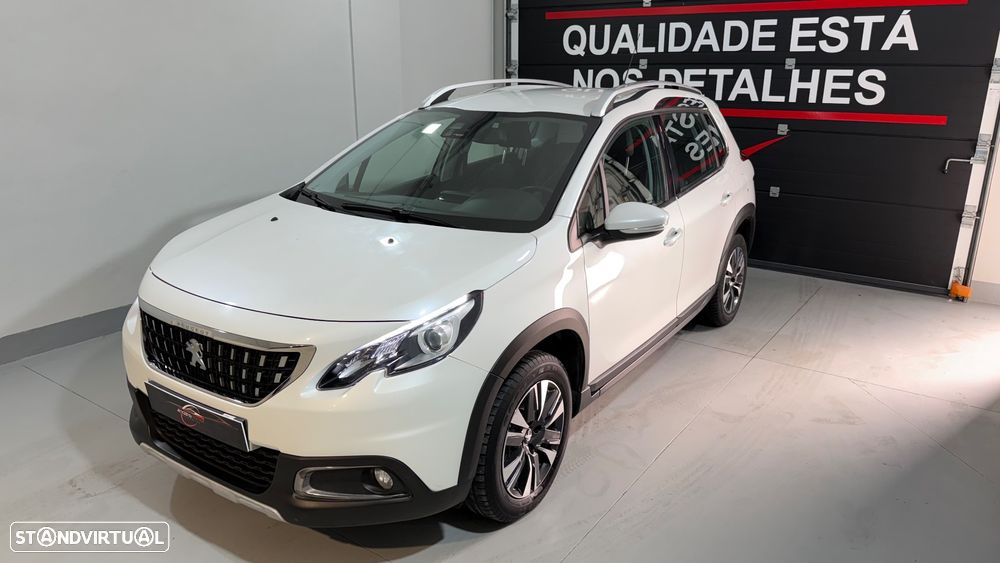 Peugeot 2008 1.2 PureTech Allure - 6