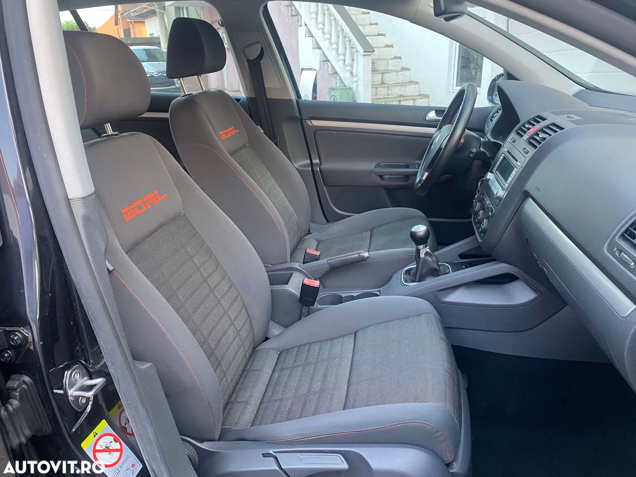 Volkswagen Golf 1.6 FSI Goal - 4