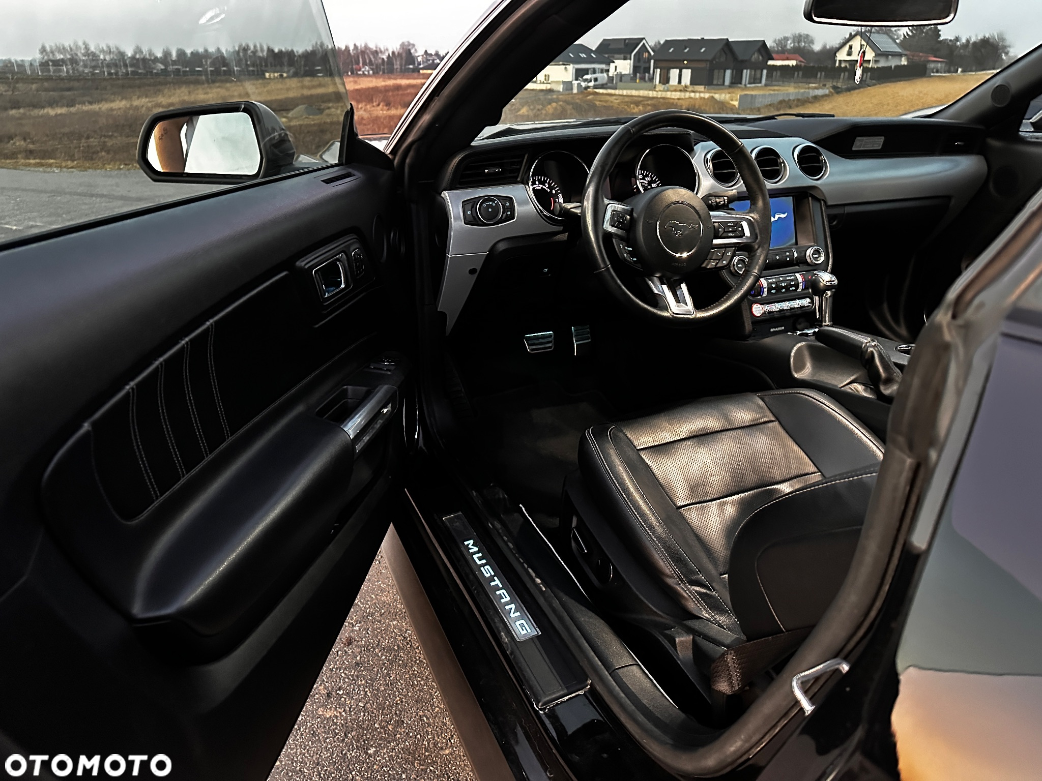 Ford Mustang 5.0 V8 Black Edition - 19