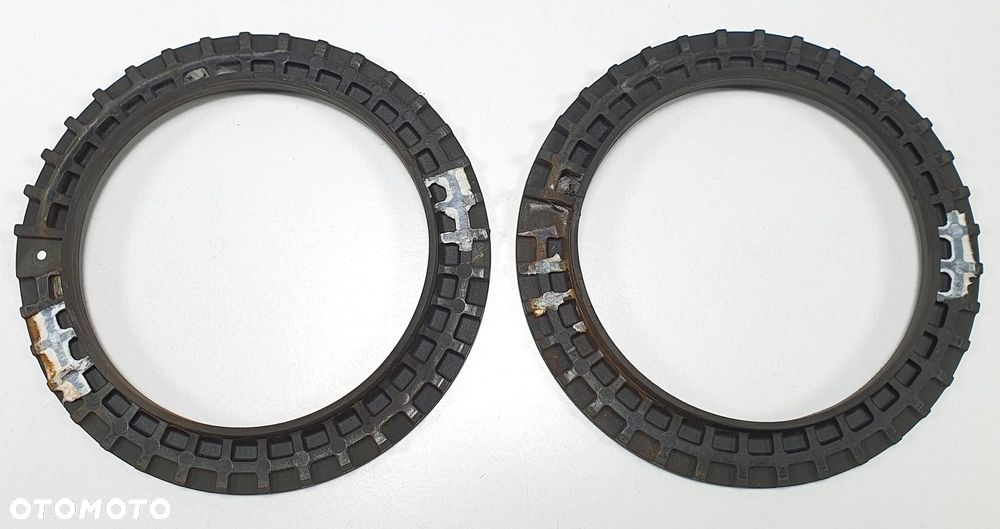 PODKŁADKA ZAŚLEPKA PLASTIK SPRĘŻYNY JAGUAR X-TYPE X400 1X43-9A393-AD - 2