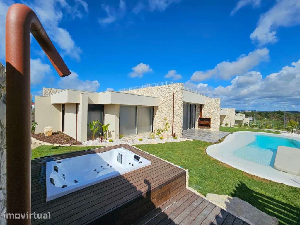Moradia de excelência em fase final de construção junto à Lagoa de ... - Grande imagem: 3/32