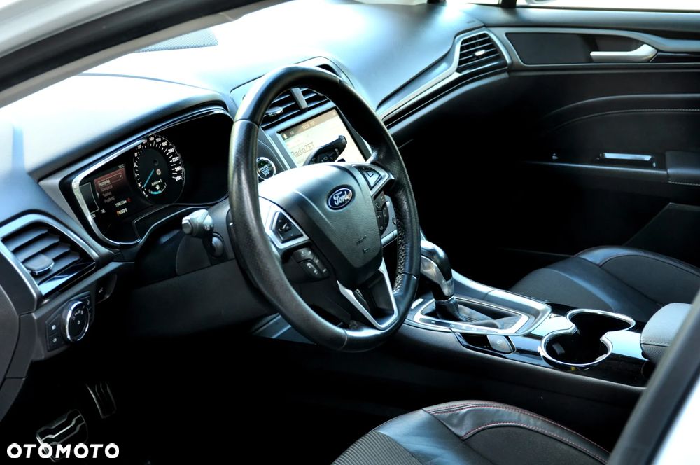 Ford Mondeo 2.0 TDCi PowerShift-Aut Allrad ST-Line - 23