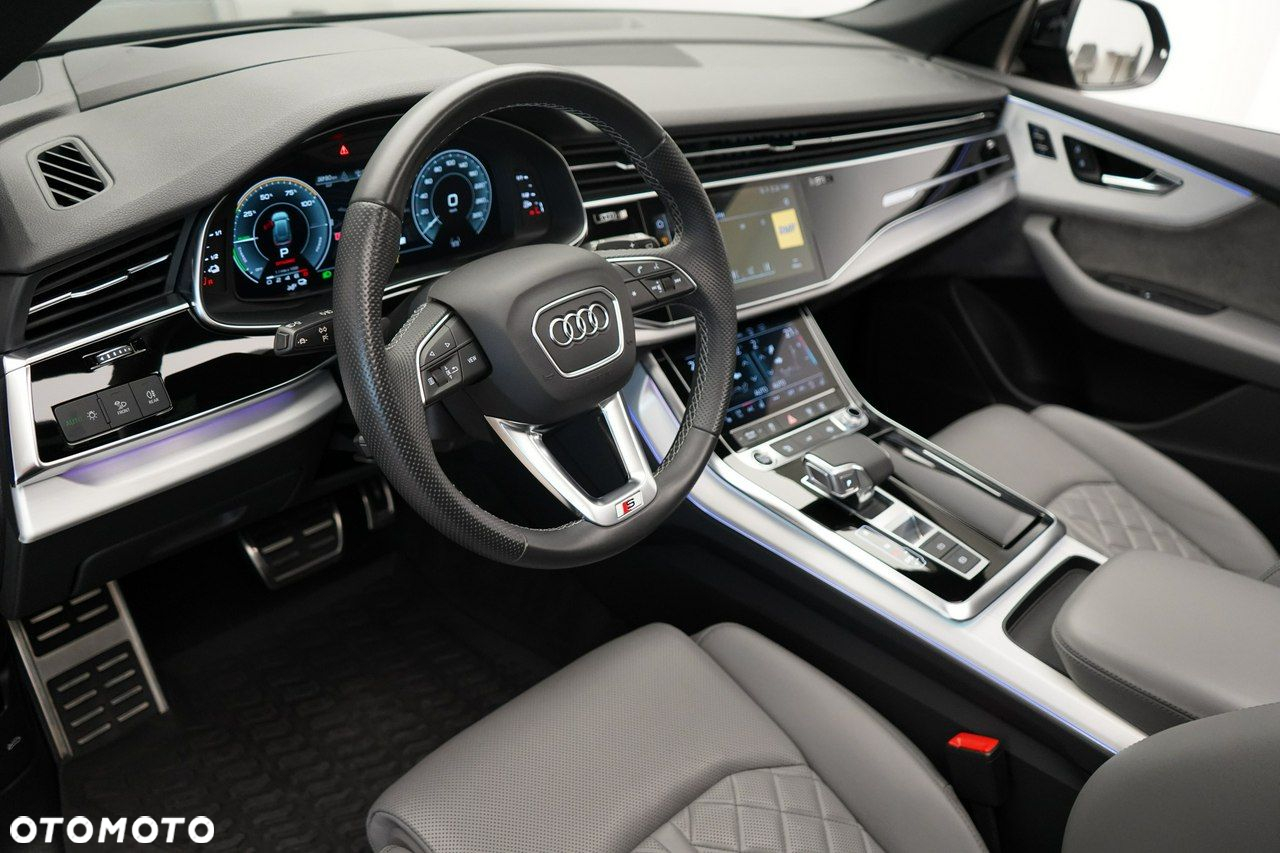 Audi Q8 - 21
