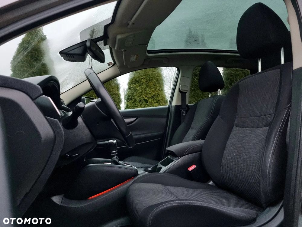 Nissan Qashqai 1.6 dCi 4x4 Acenta S&S - 10