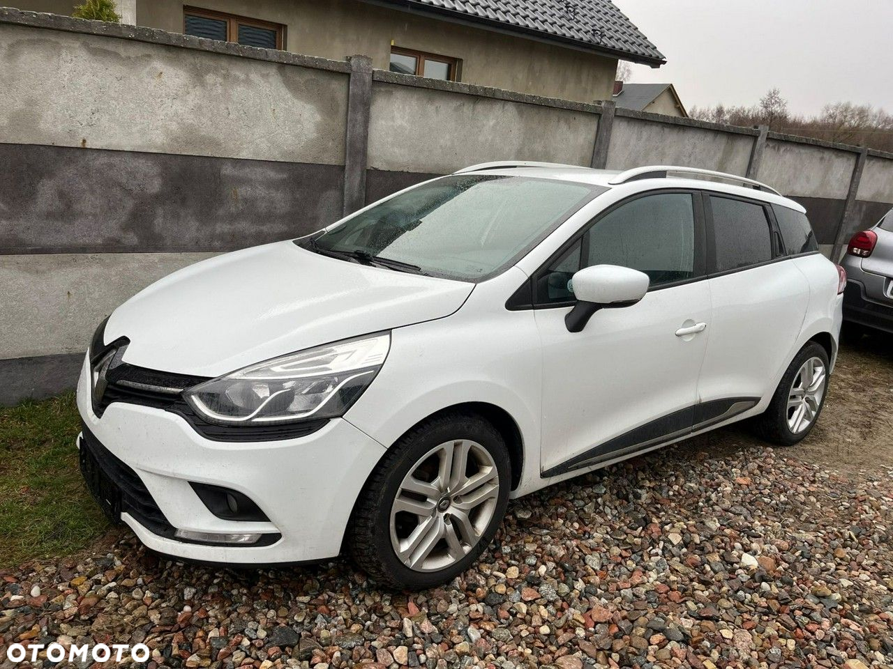 Renault Clio - 2