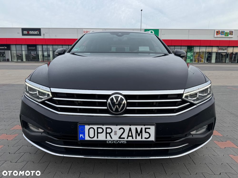 Volkswagen Passat 2.0 TDI SCR DSG Elegance - 3