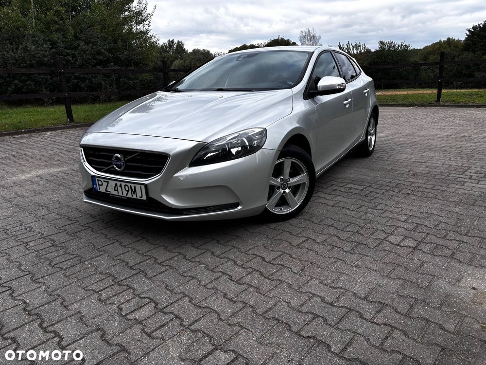 Volvo V40 D3 Kinetic - 4