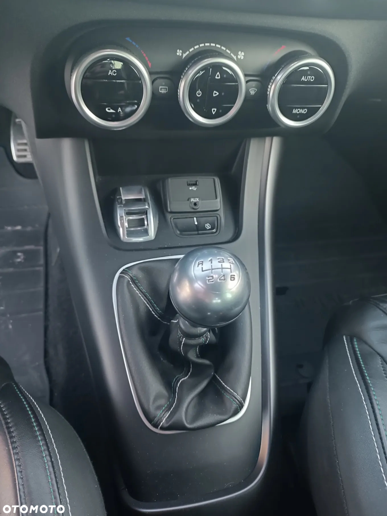 Alfa Romeo Giulietta 2.0 JTDM Exclusive - 21