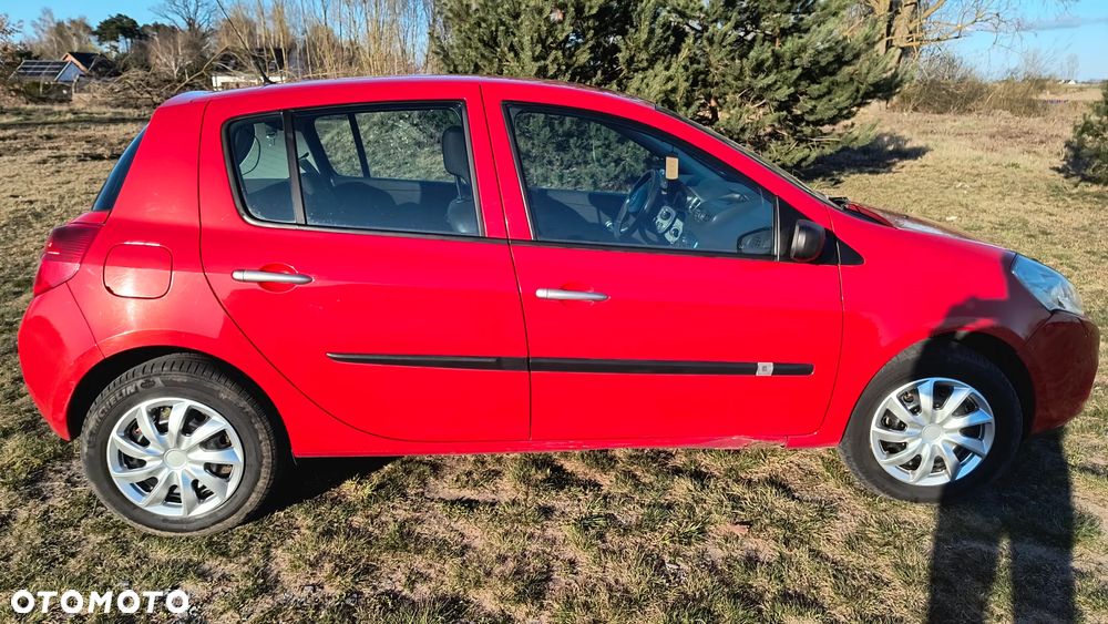 Renault Clio 1.2 16V Authentique - 3