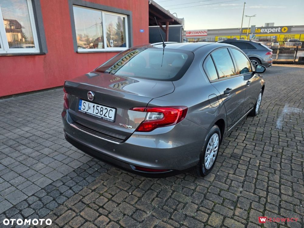 Fiat Tipo - 12