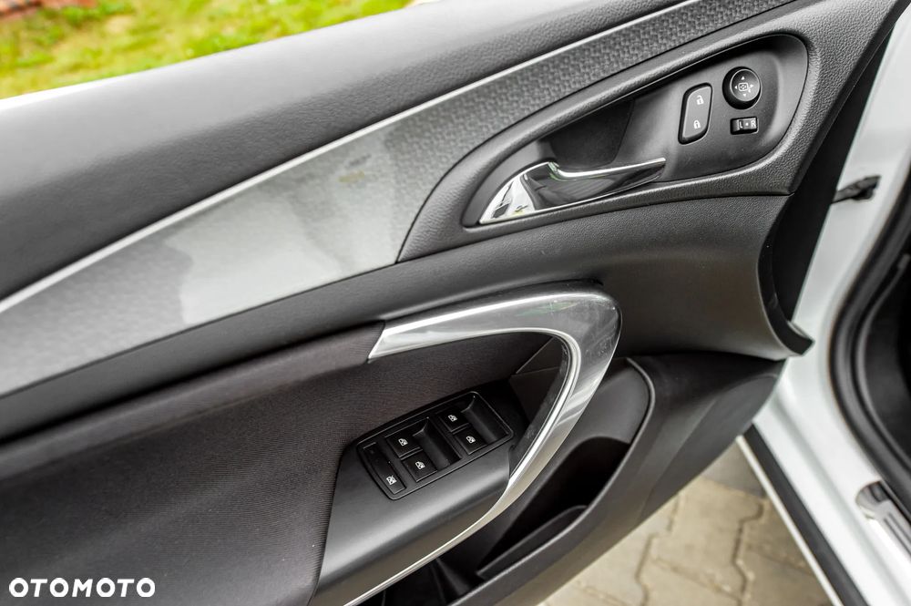 Opel Insignia 2.0 Turbo 4x4 Innovation - 29