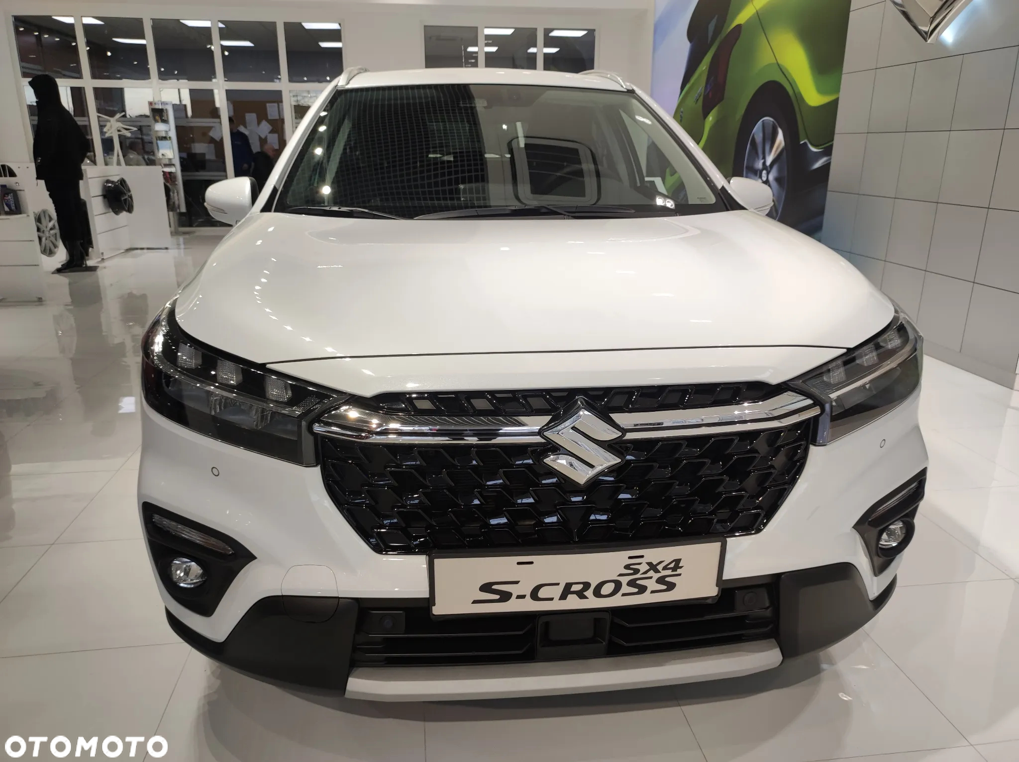 Suzuki SX4 S-Cross 1.5 DualJet Hybrid Premium AGS - 3