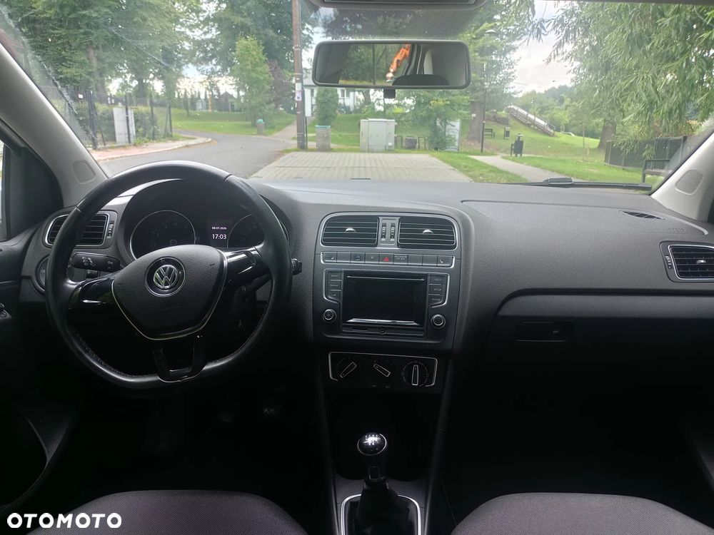Volkswagen Polo 1.2 TSI Blue Motion Technology Comfortline - 11