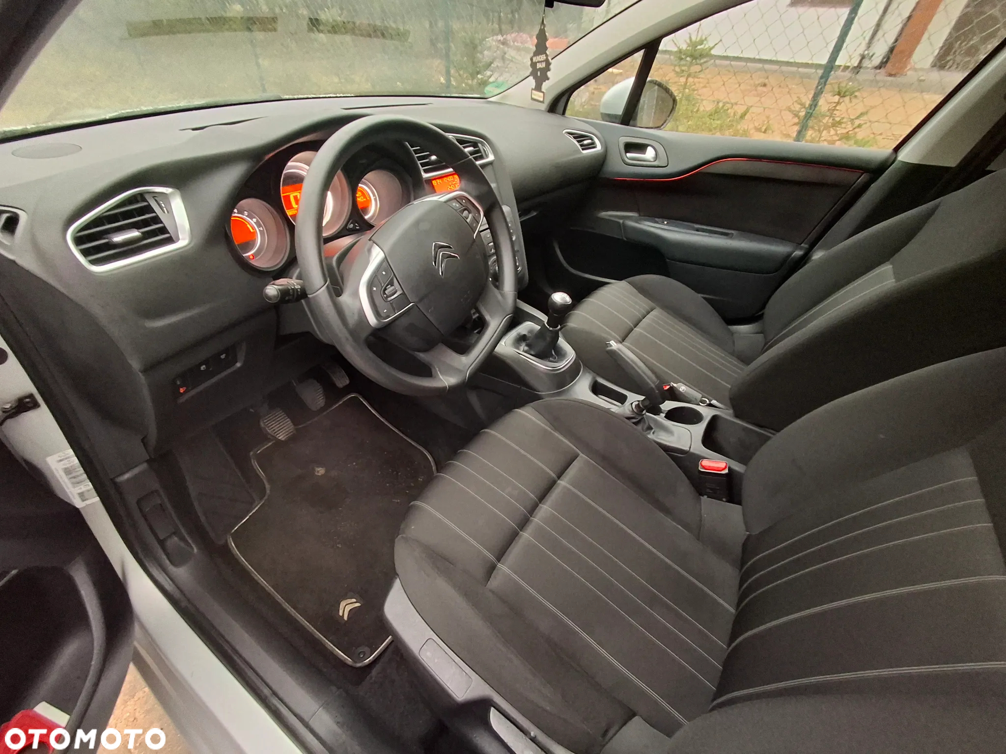 Citroën C4 - 12