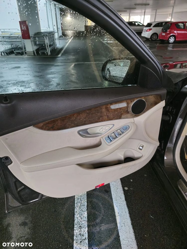 Mercedes-Benz Klasa C 220 CDI 4Matic 7G-TRONIC - 5