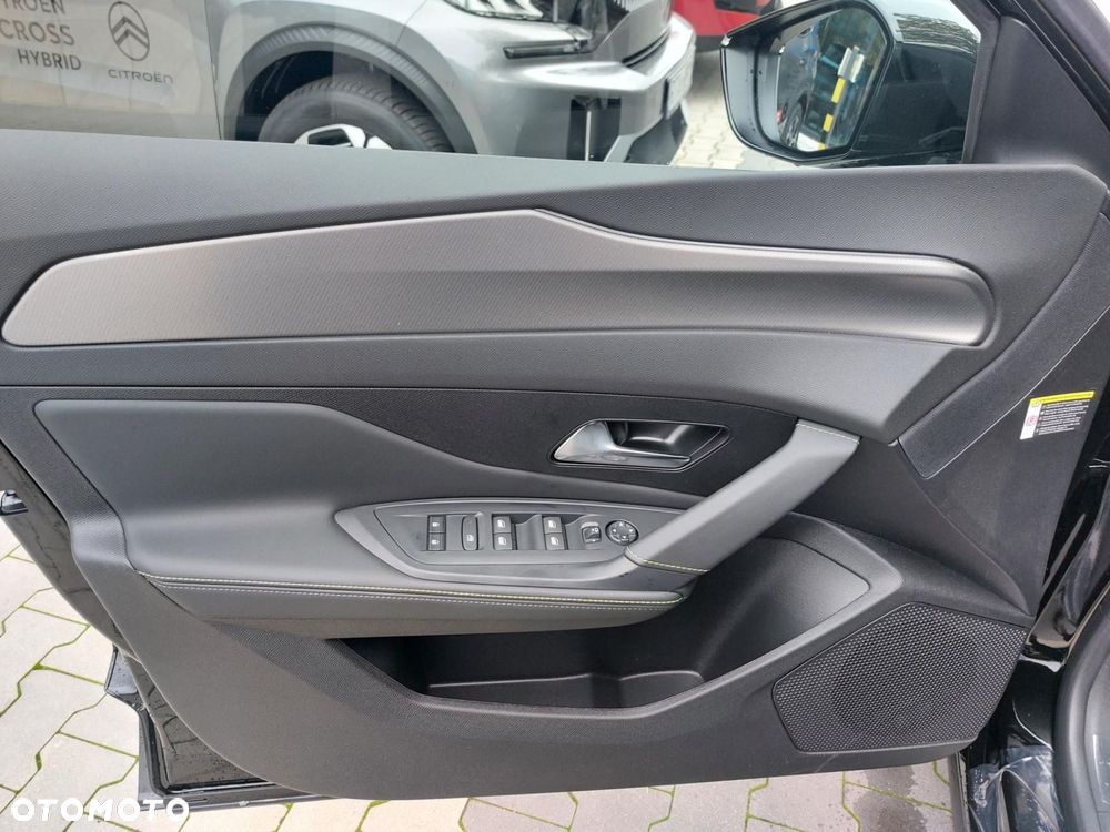 Peugeot 408 1.2 PureTech mHEV GT S&S e-DCS6 - 16