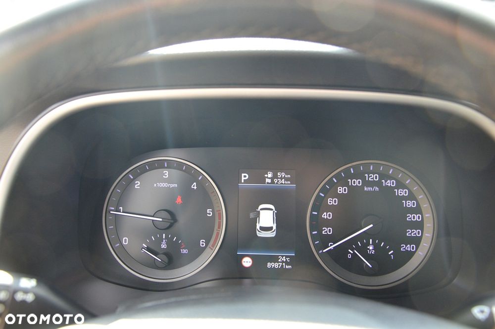 Hyundai Tucson 1.6 CRDi 48V-Hybrid 2WD DCT Select - 29