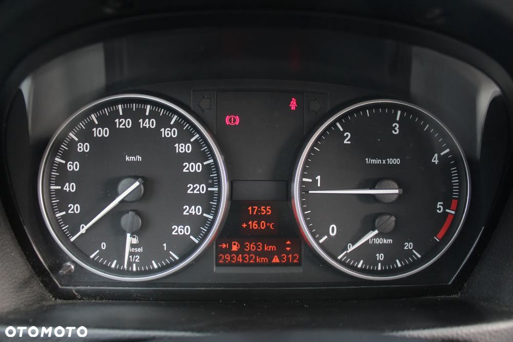 BMW Seria 3 320d - 11