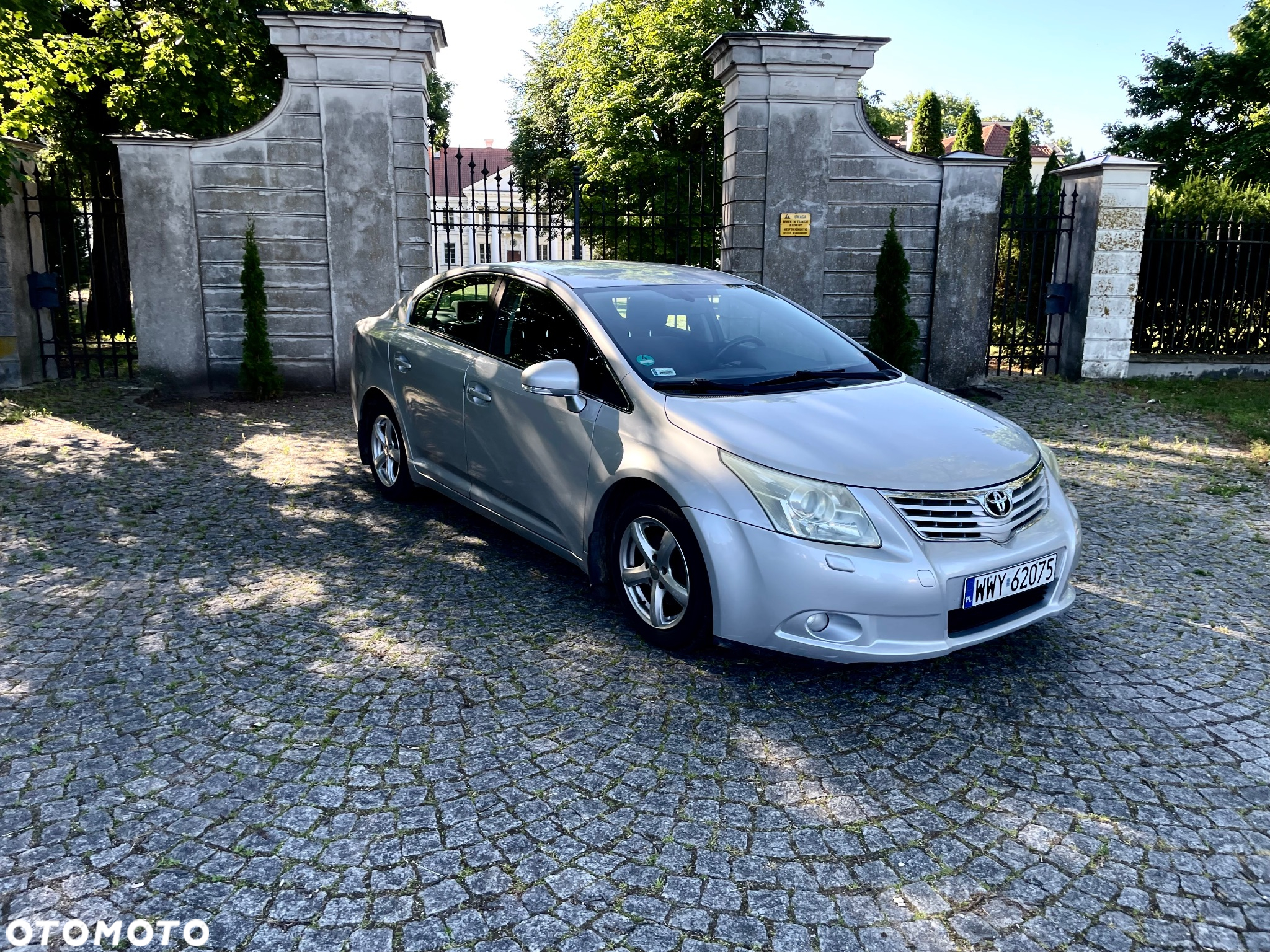 Toyota Avensis 2.0 D-4D - 3