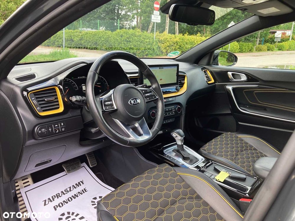 Kia XCeed - 6