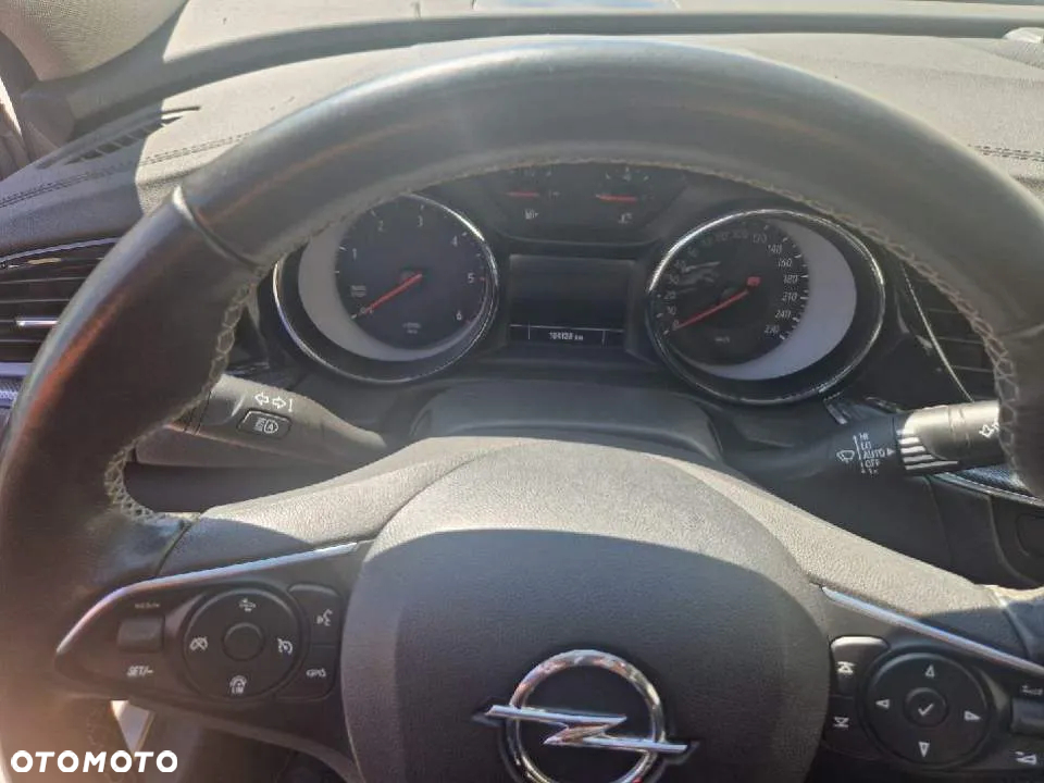 Opel Insignia - 7