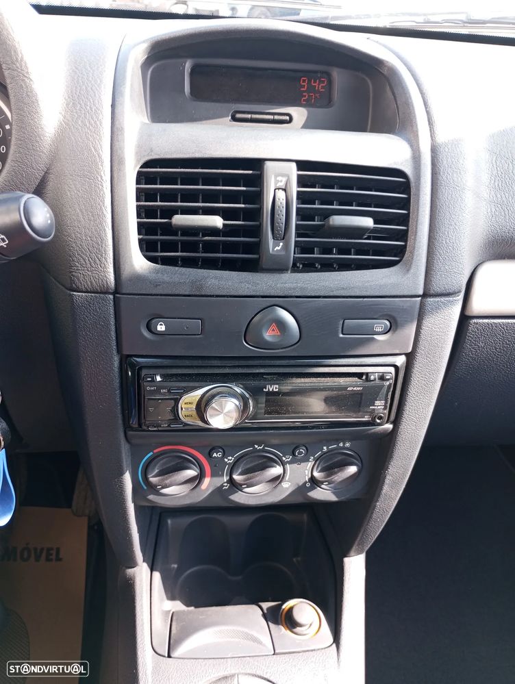 Renault Clio 1.5 dCi Dynamique Luxe - 7