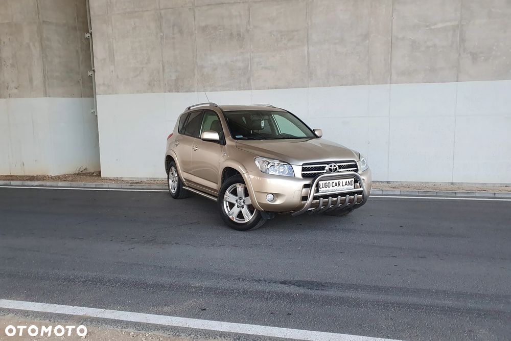 Toyota RAV4 2.2 D-4D Sol 180 - 1