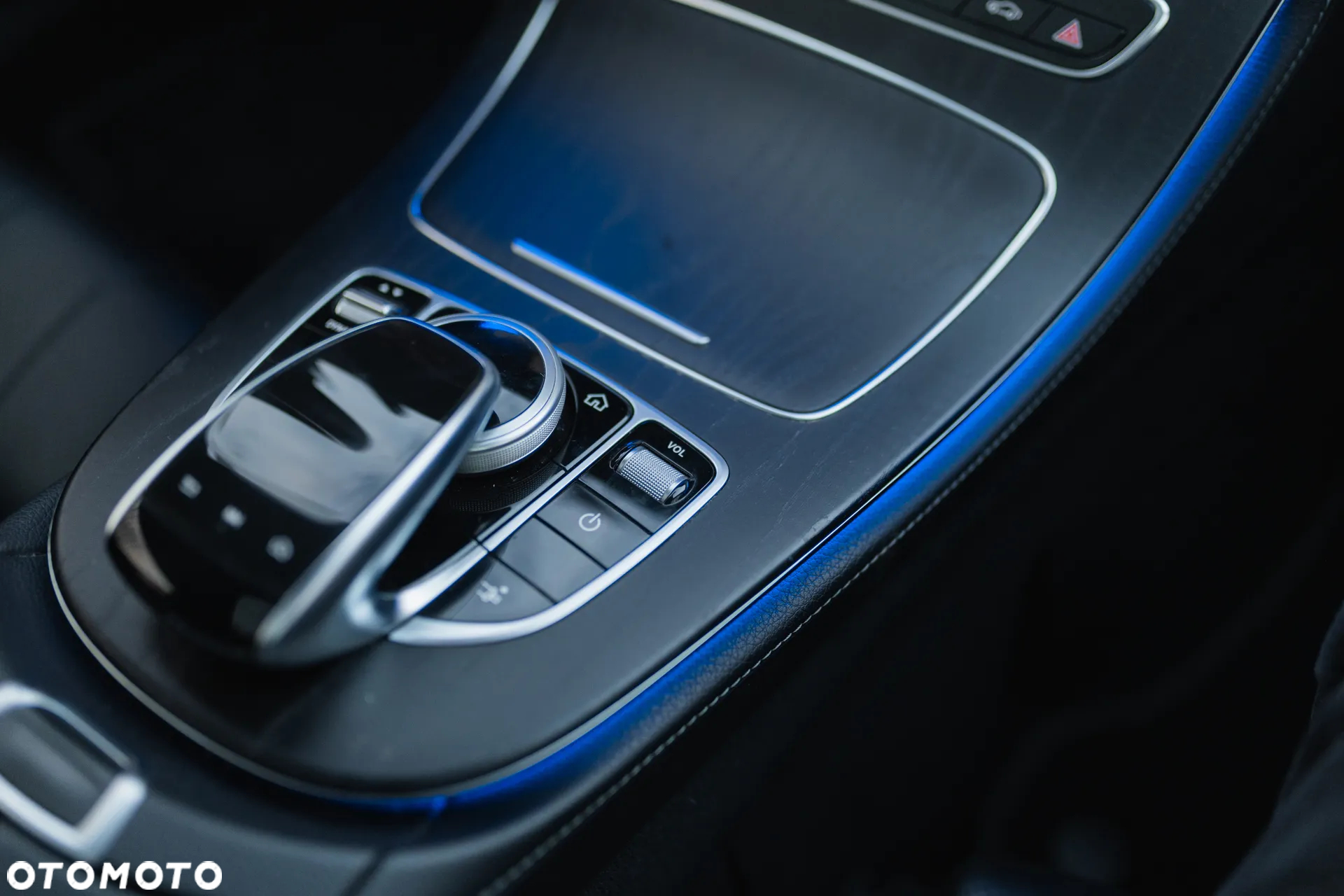 Mercedes-Benz Klasa E 350 Coupe 9G-TRONIC - 20