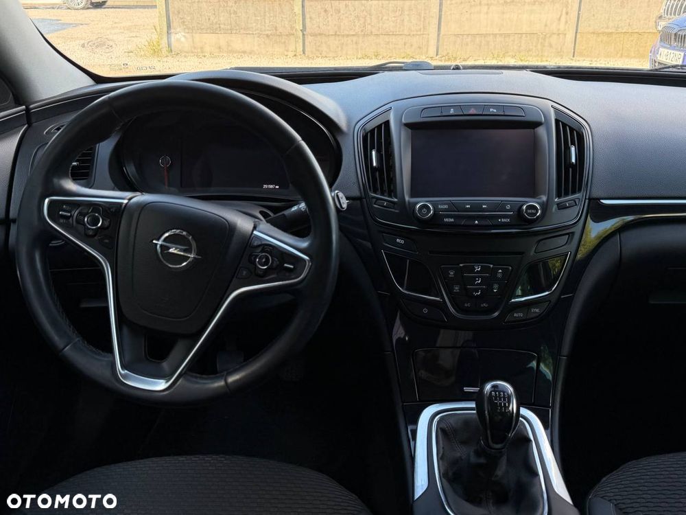 Opel Insignia - 14