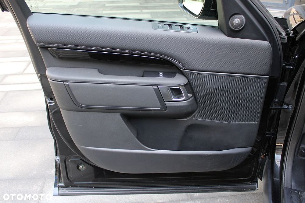 Land Rover Discovery 2.0 P300 R-Dynamic S - 33