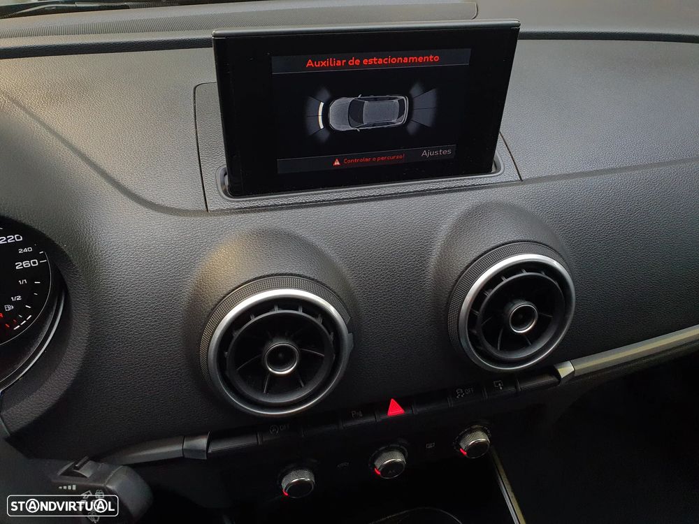 Audi A3 Sportback 1.6 TDI Advance - 20