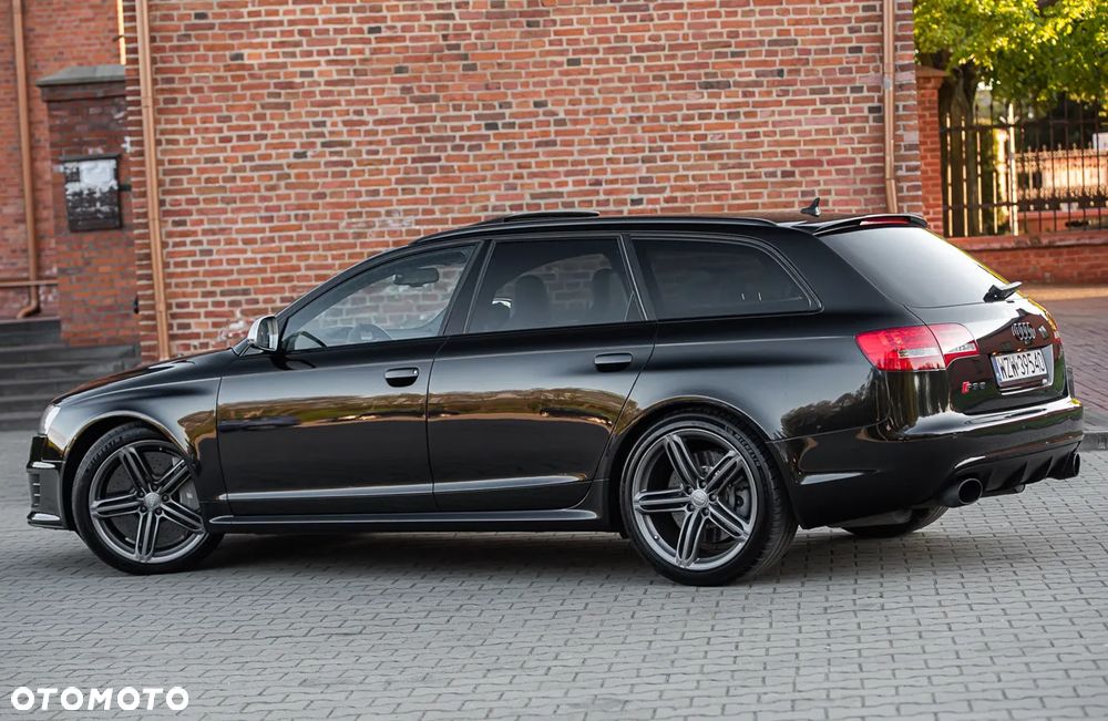 Audi RS6 ver-5-0-tfsi-quattro-tiptr - 10