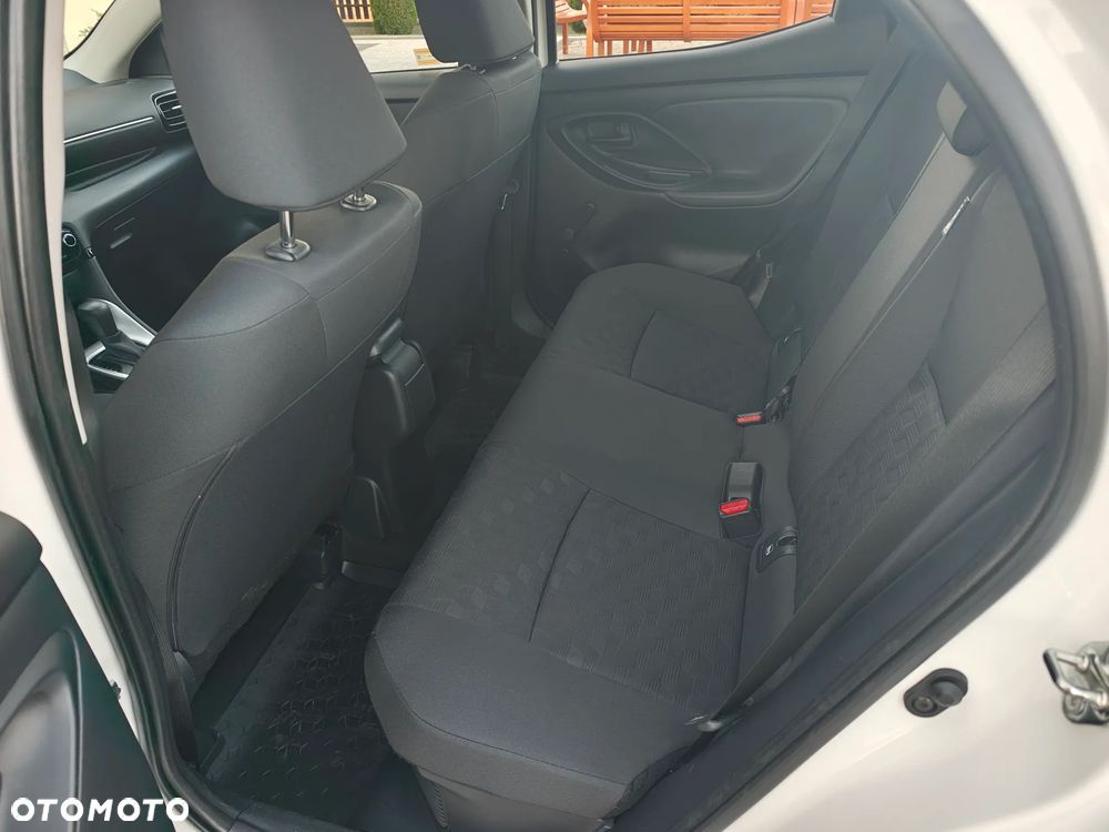 Toyota Yaris Hybrid 1.5 Active - 10