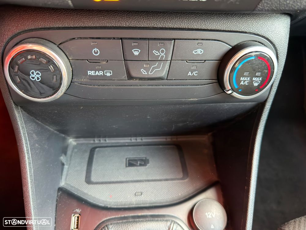 Ford Fiesta 1.0 EcoBoost Trend Connected - 11