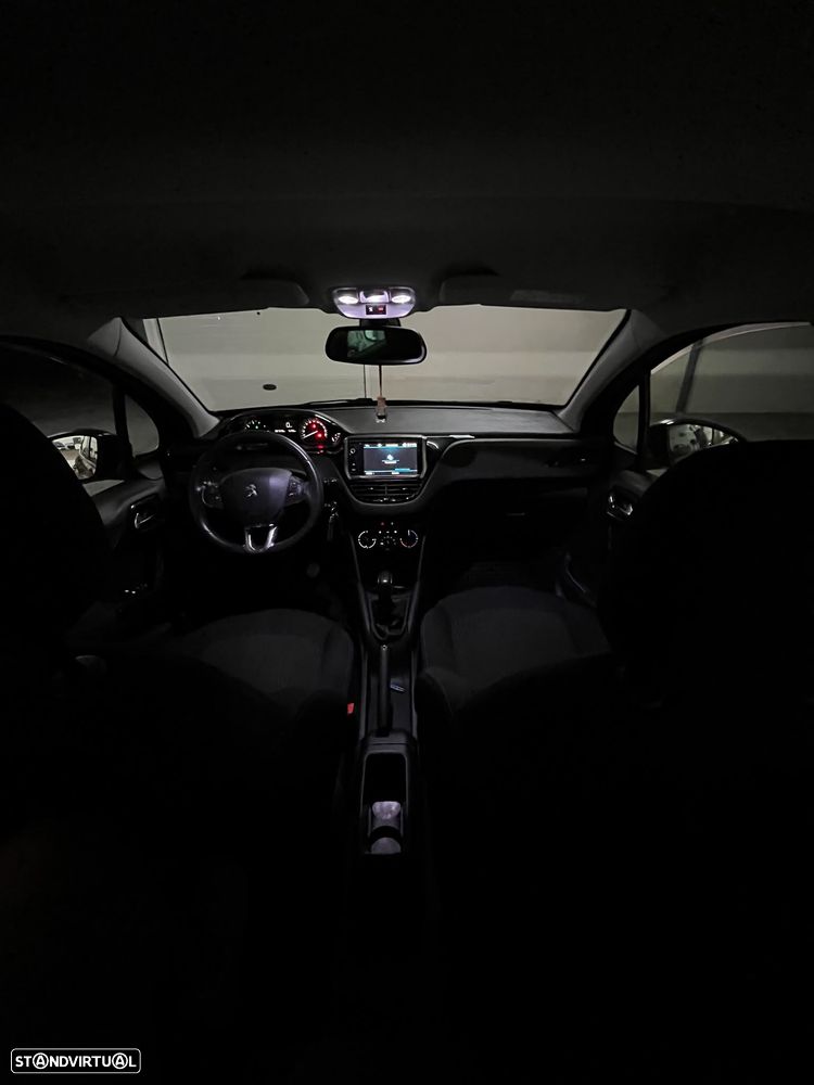 Peugeot 208 PureTech 82 Stop & Start Signature - 9