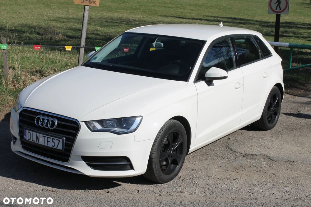 Audi A3 Sportback 2.0 TDI Attraction - 1