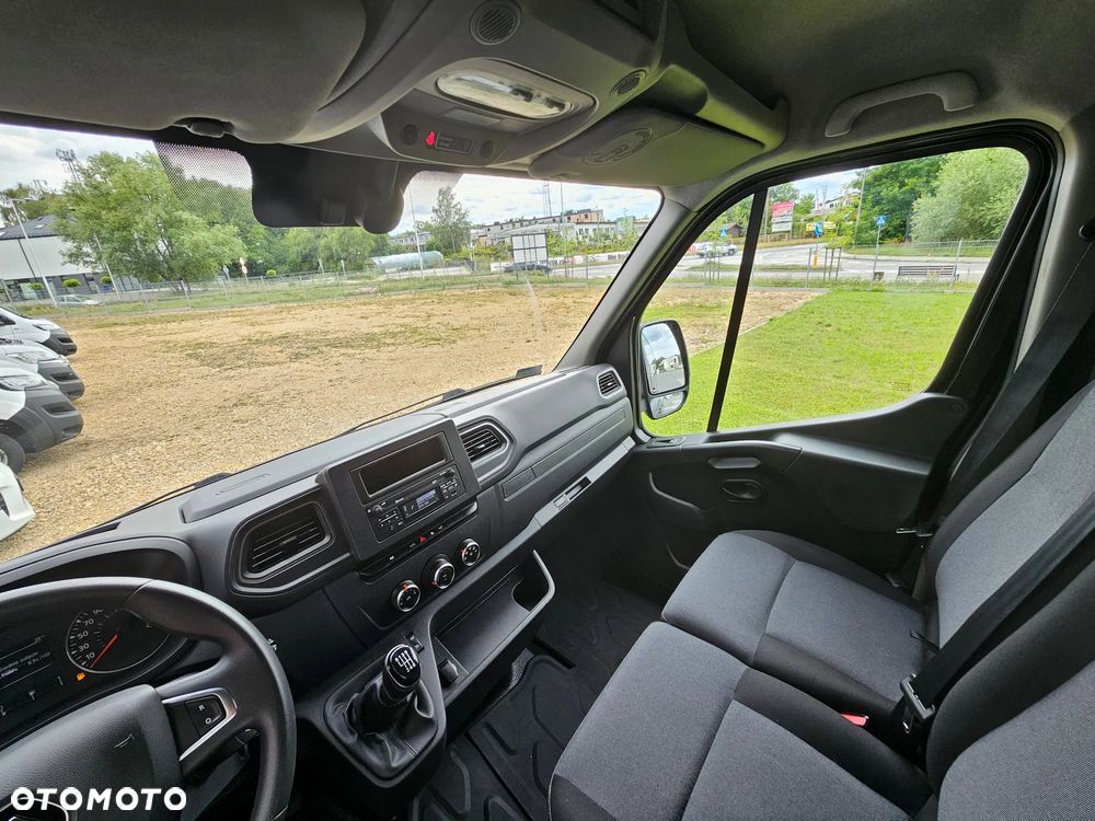 Renault Master L2H2 2.3dCi 136KM - 29